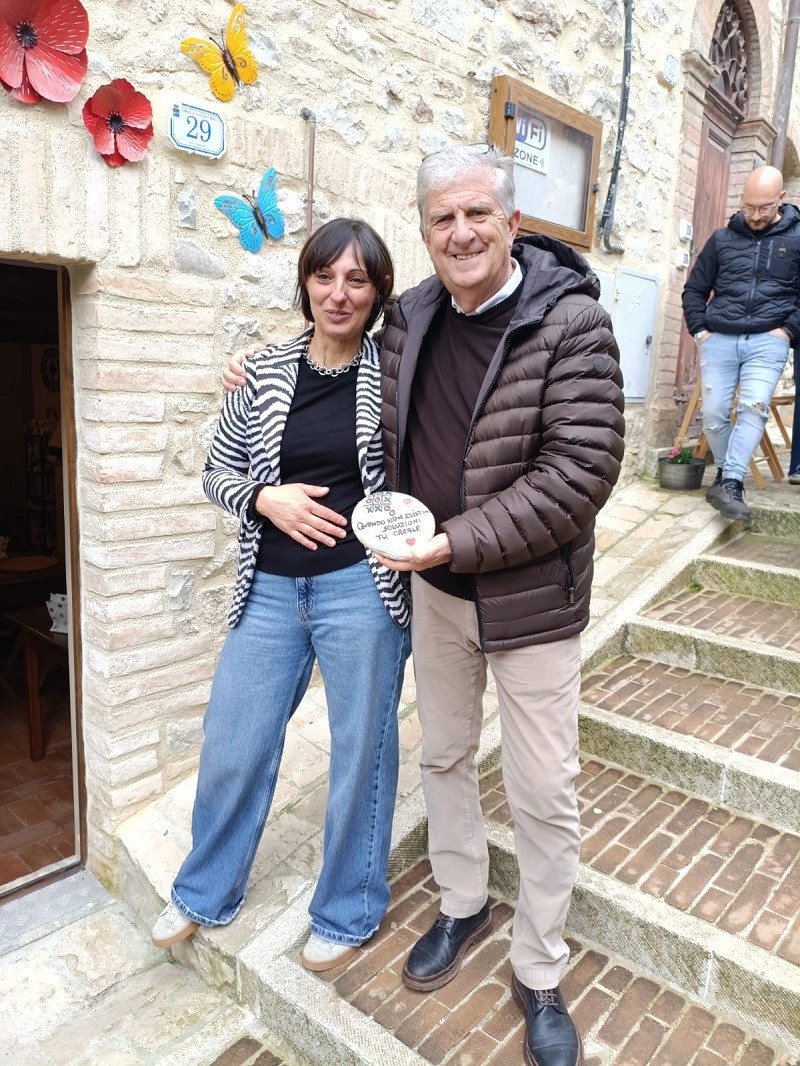 immagine notizia (ptn) Avigliano Umbro, a Santa Restituta apre il circolo di comunità, Conti: “Un punto di ritrovo importante per la socialità e come tappa del Cammino dei Borghi Silenti”